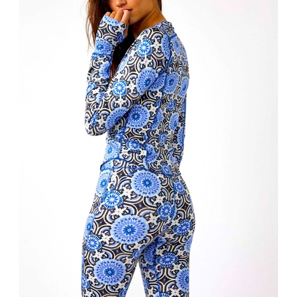 Free People- NWOT Henley Fireside Long Sleeve Base layer top in Kaleidoscope - Picture 3 of 6